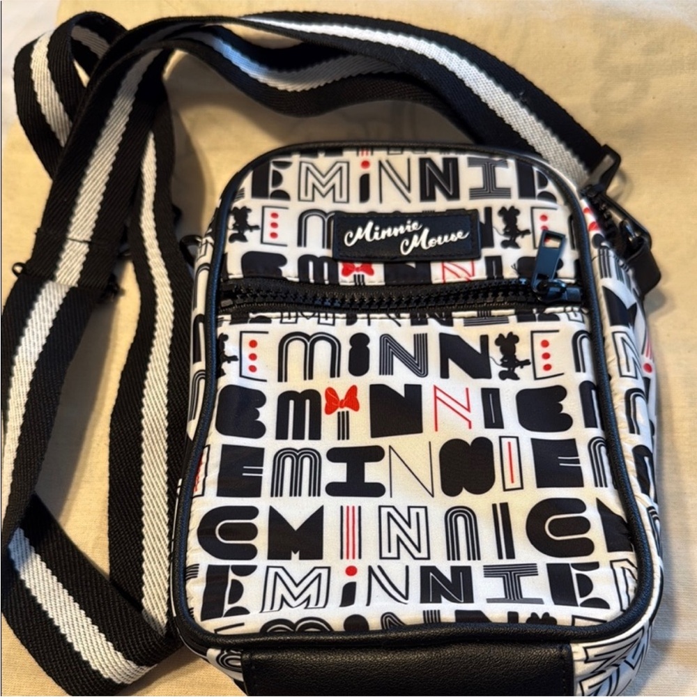 Disney Minnie Mouse Crossbody Bag
